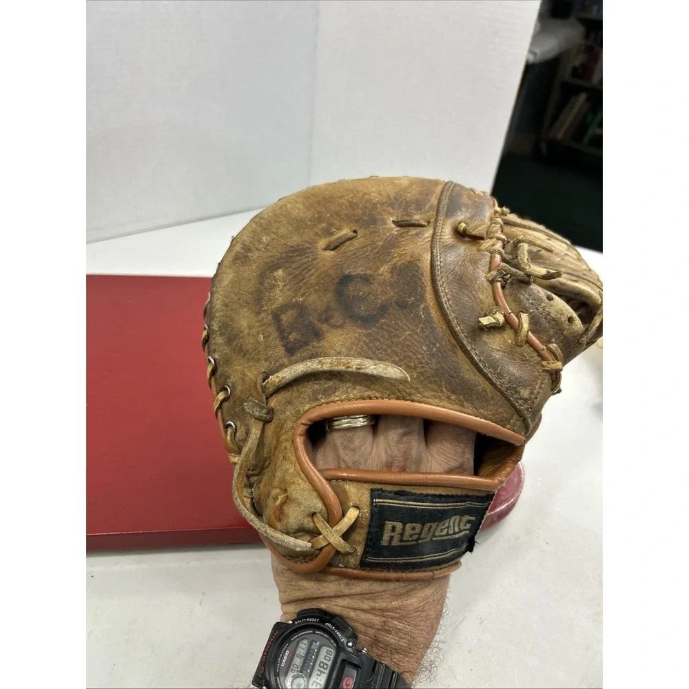 VTG Regent 00144 First Baseman RHT Baseball Glove‎ Mitt Brown Leather Korea